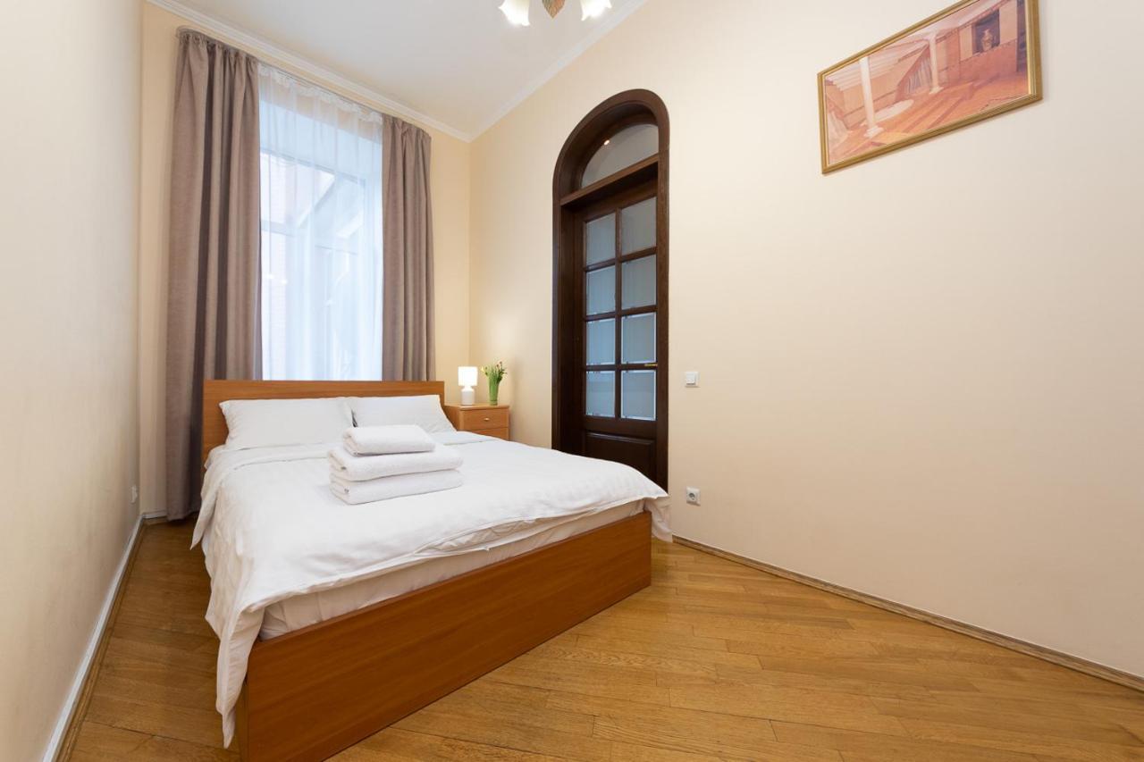 Apartament On Independence Square Kiev Exterior foto