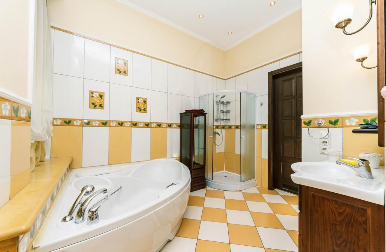 Apartament On Independence Square Kiev Exterior foto