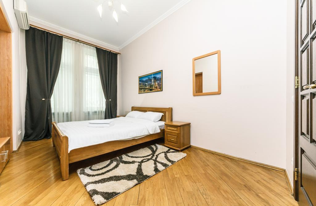 Apartament On Independence Square Kiev Exterior foto
